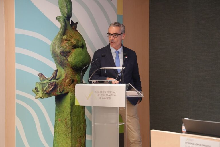 Promoviendo el Uso Responsable de Antibióticos: Jornada de COLVEMA sobre el Sistema PRESVET Promoviendo el Uso Responsable de Antibióticos: Jornada de COLVEMA sobre el Sistema PRESVET